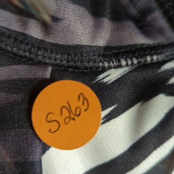 FILA Sport Gray Camo Pull Over 1/4 Zip Kangaroo Pocket Woman's Small Athletic - Picture 14 of 16